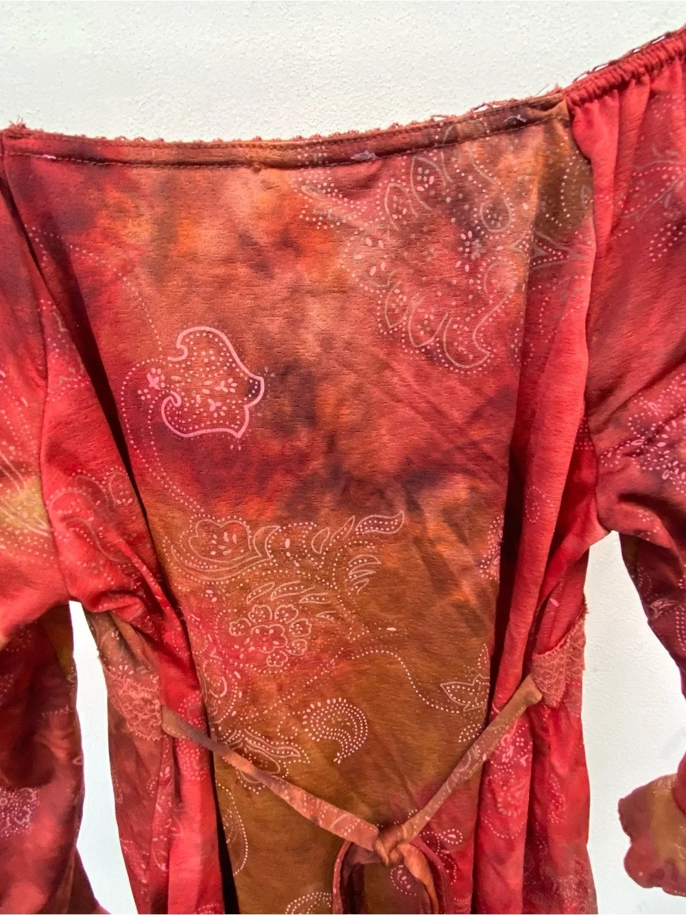 Y2K Red Paisley Babydoll Off Shoulder Tie Back Blouse Size Medium - Picture 6 of 8